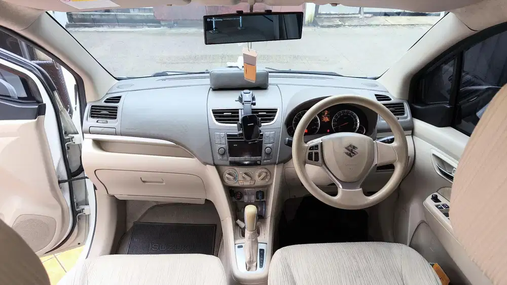 Suzuki Ertiga 2014 Bensin