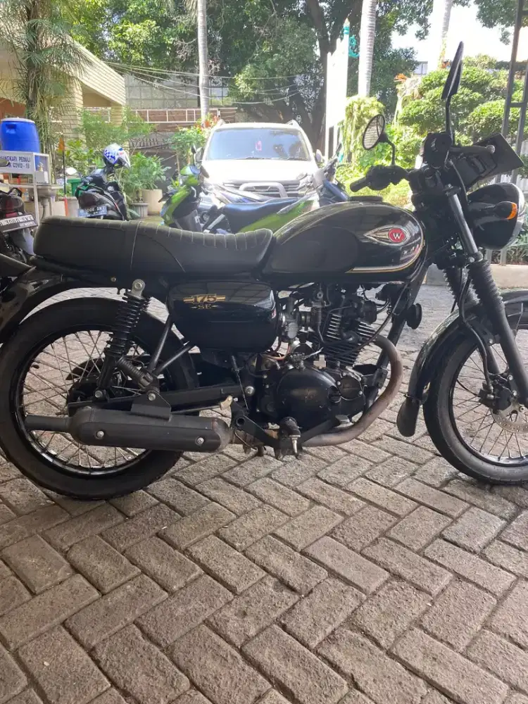 Di jual Kawasaki W175 SE.