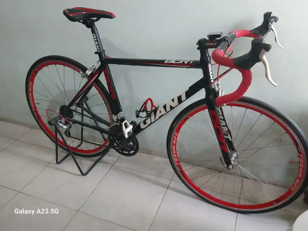 Sepeda Roadbike Giant