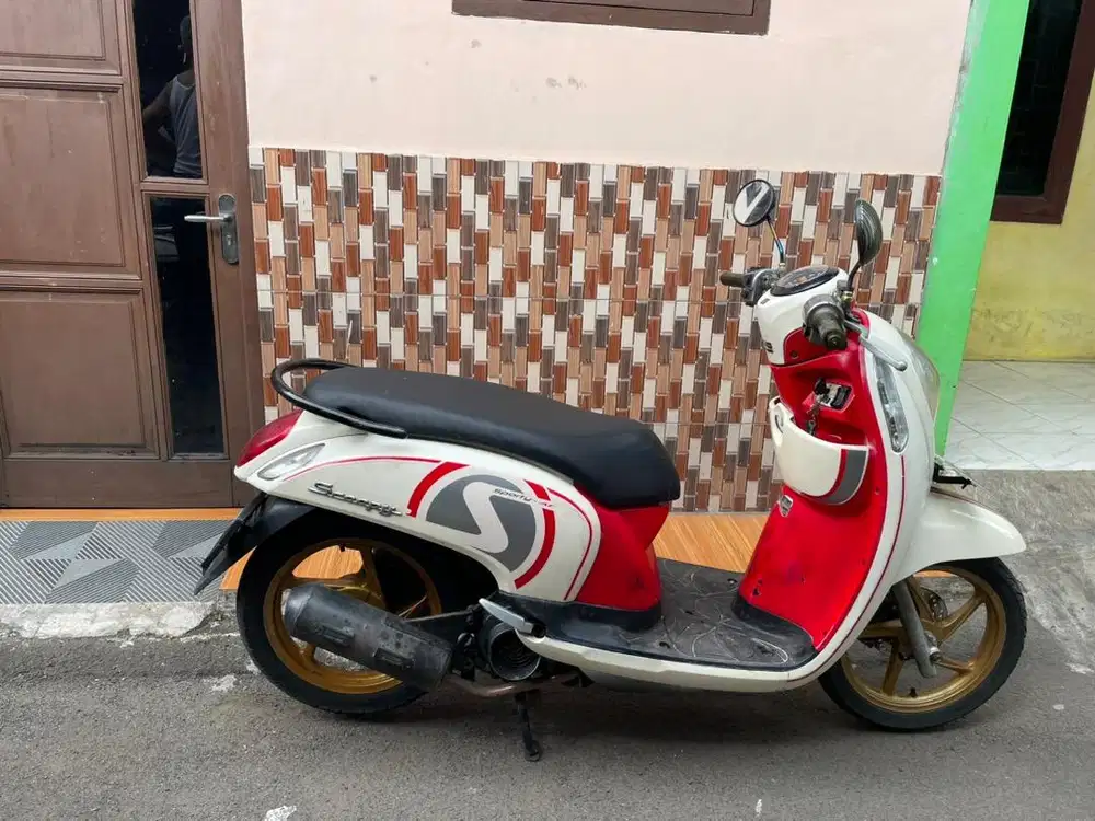 Honda Scoopy 2013