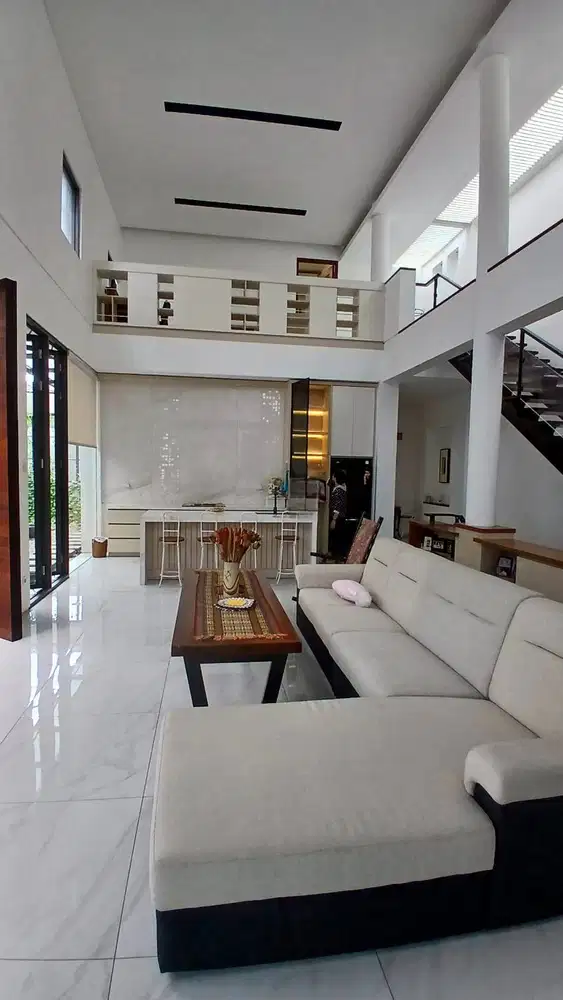 Dijual/Disewakan Rumah Mewah di Sumber Sari Bandung Siap Huni