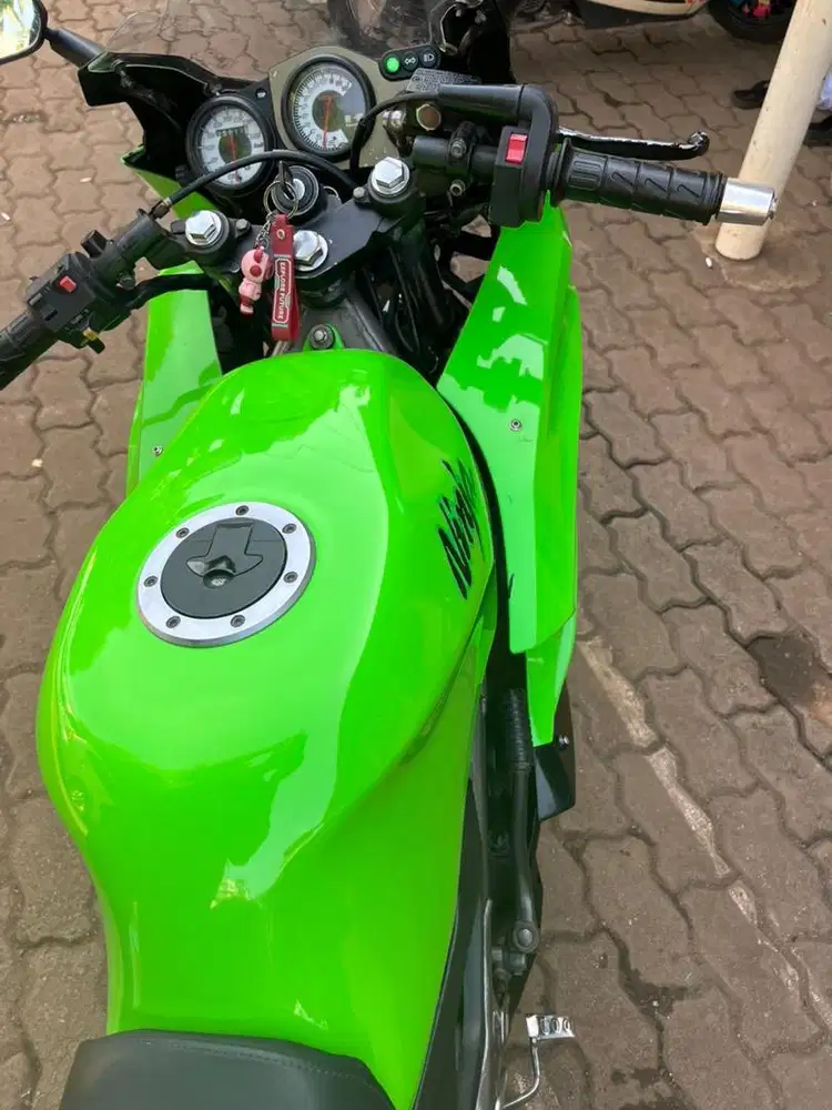 Ninja RR 2013 warna hijau