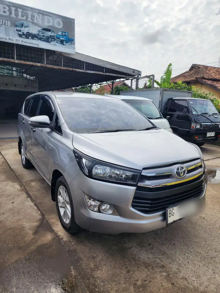 Toyota Innova Reborn 2.0 MT 2018