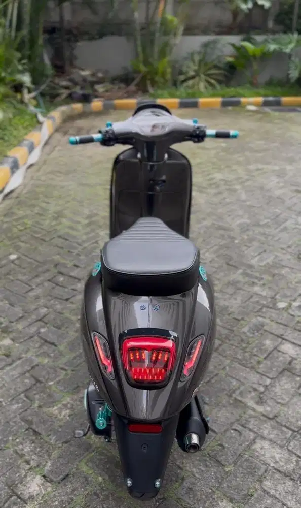 Vespa Sprint S 2023 pemakaian 2024 full aksesoris
