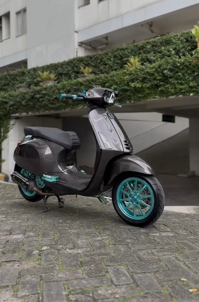 Vespa Sprint S 2023 pemakaian 2024 full aksesoris