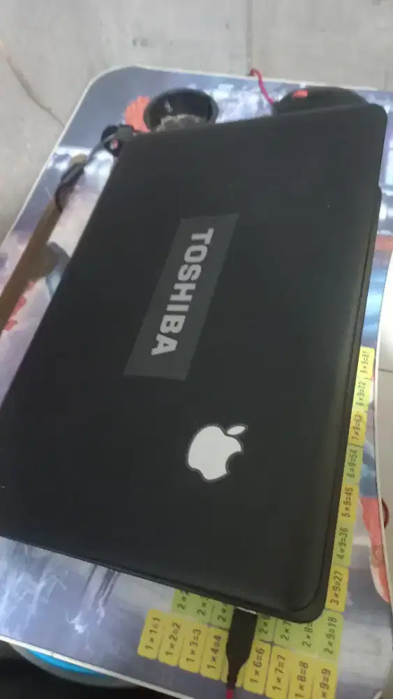 laptop toshiba satellite c665