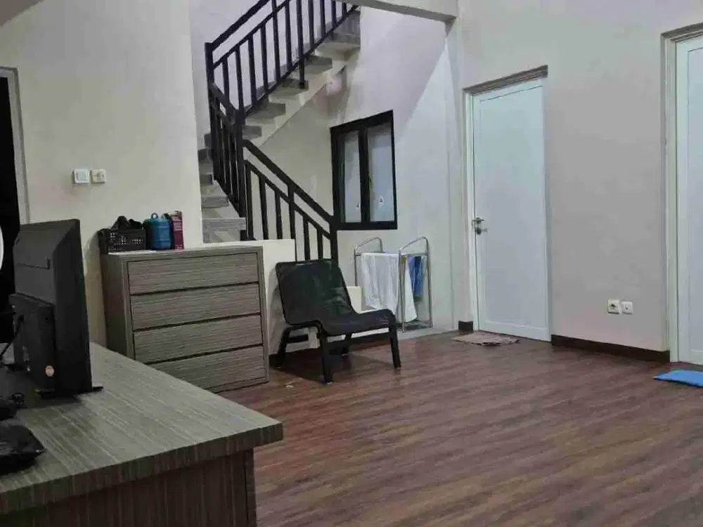 JUAL ATAU SEWA RUMAH FURNISHED SIAP HUNI KAMAR 6 DI TAMAN KYOTO LIPPO KARAWACI