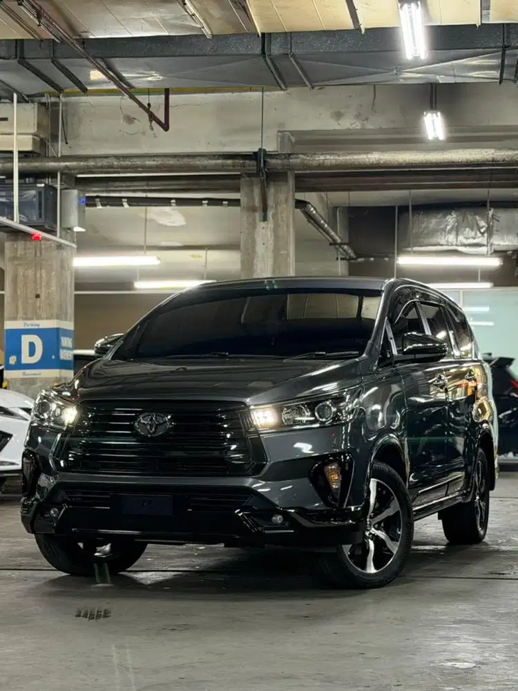 innova venturer diesel MT 2021