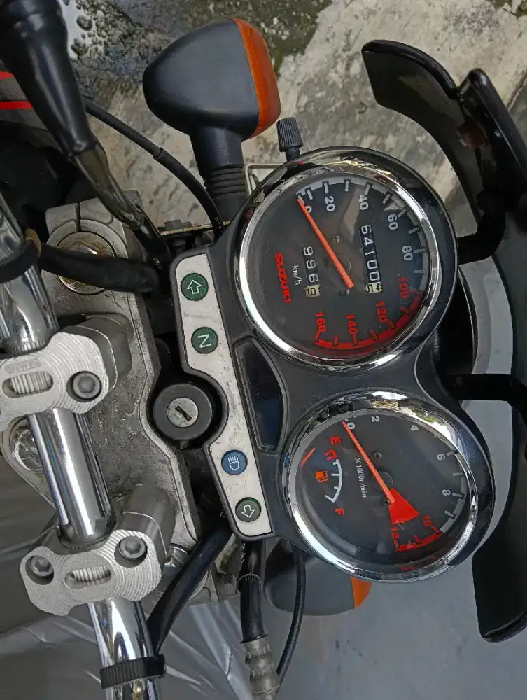 Suzuki thunder 125