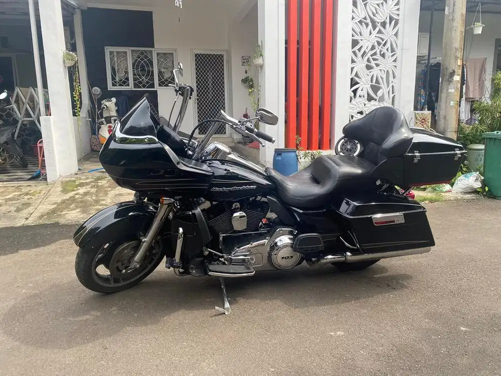 Dijual cepat BU Harley Davidson Road Glide Ultra - 2011