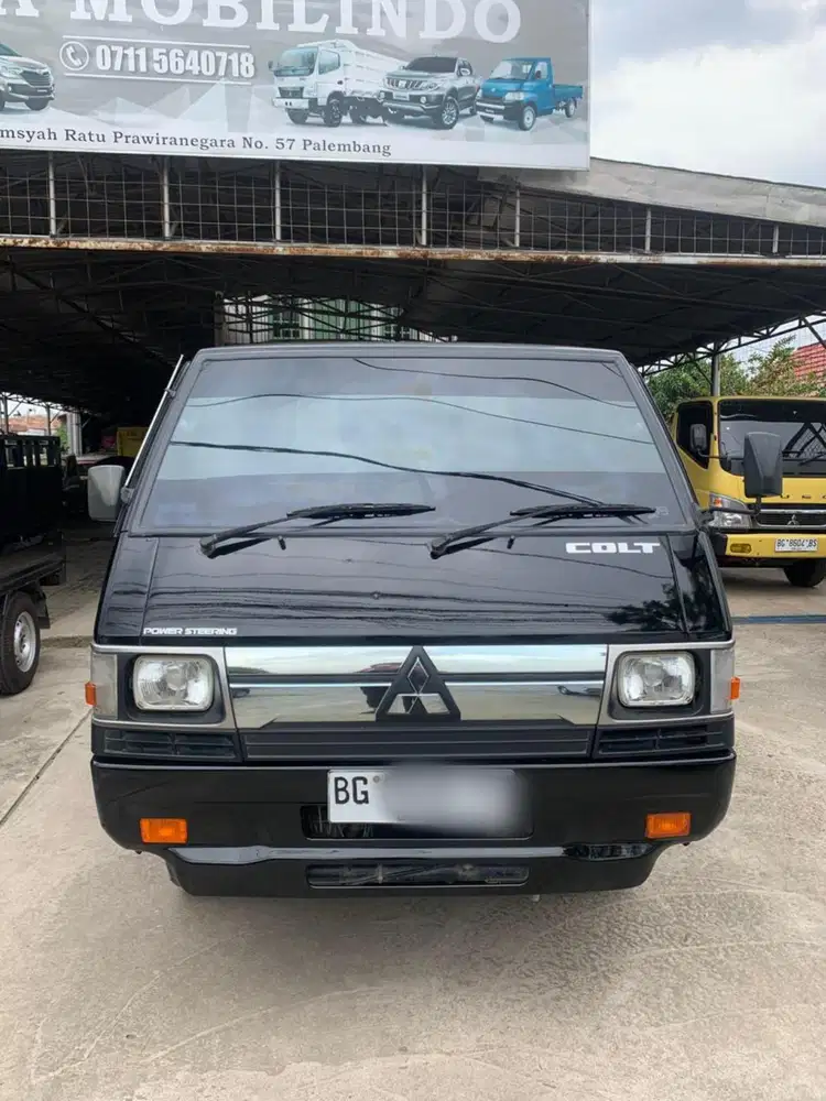 Mitsubishi Colt L300 2024