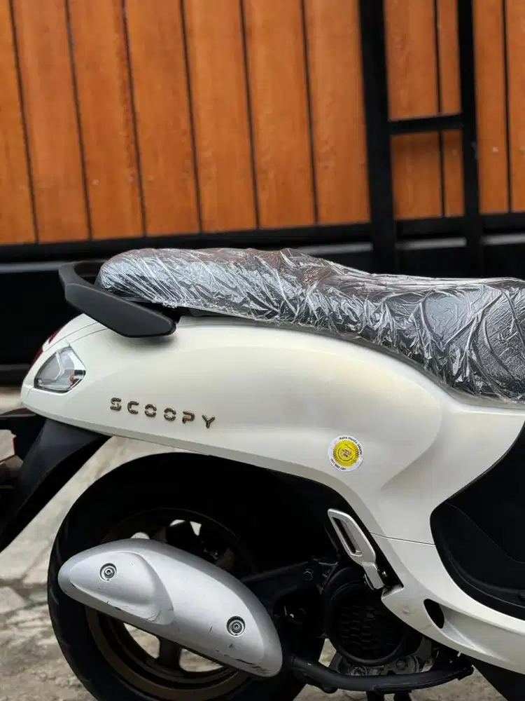 KM 800! SCOOPY PRESTIGE 2024 PAJAK BULAN 12-2025 W PUTIH FAVORIT