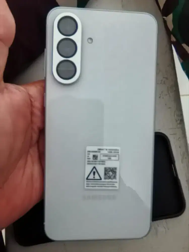 Samsung a56 12/256 gb