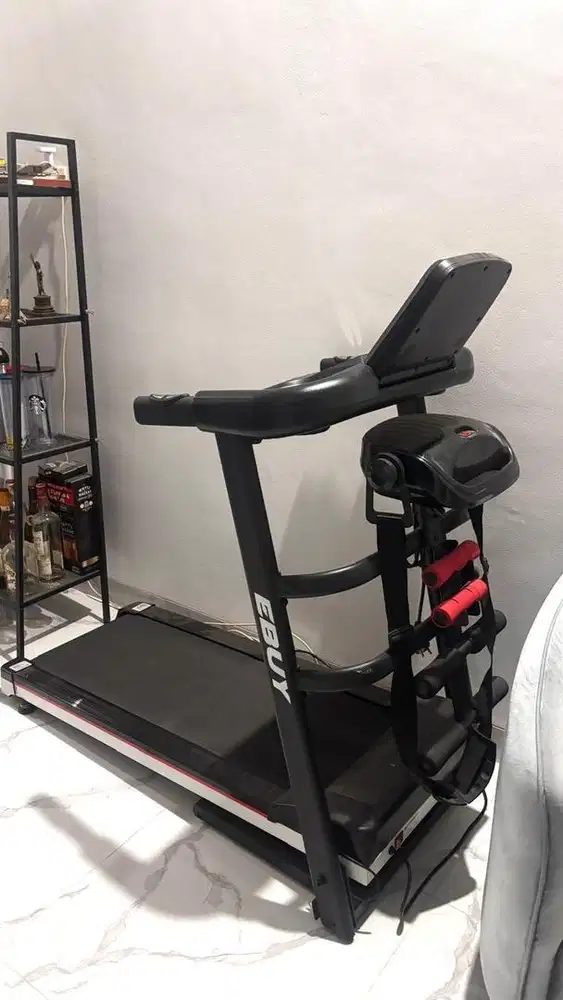 Treadmill like new NOMINUS