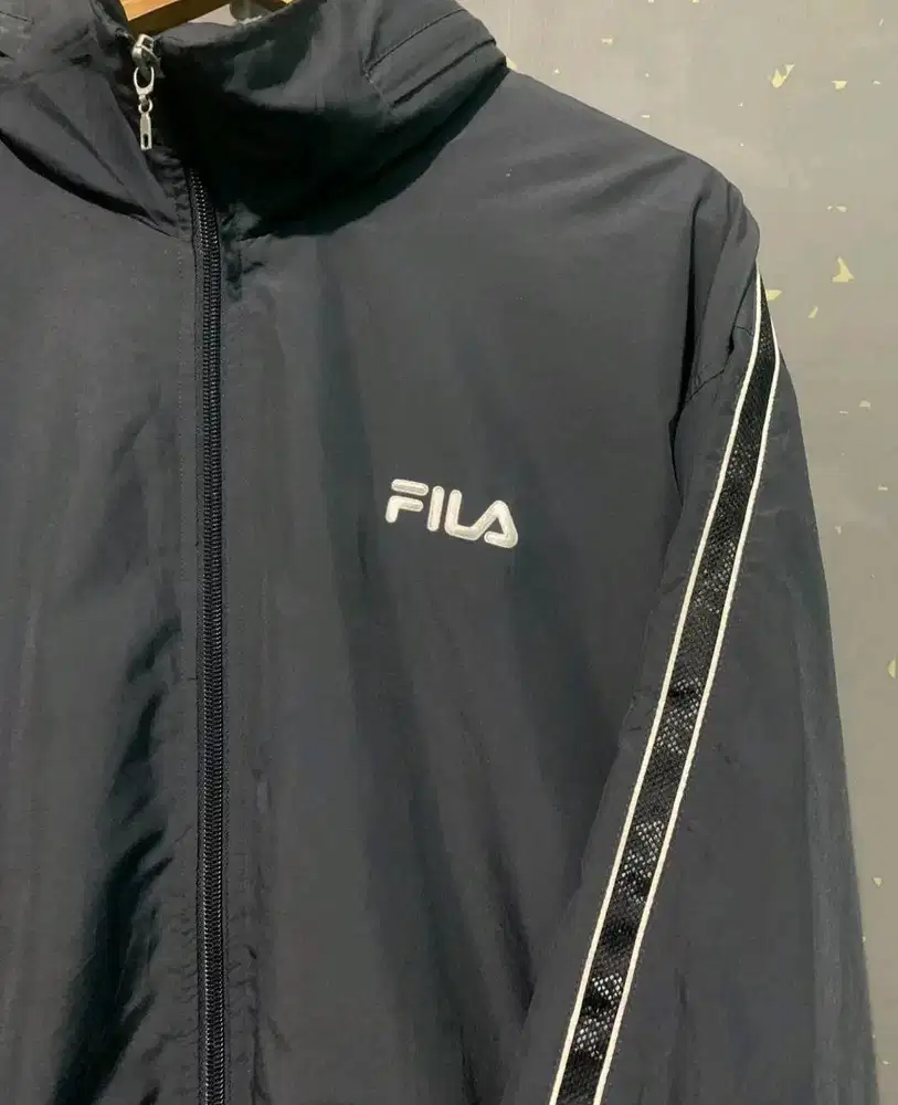 Wb Fila dan kantong doraemon TOMMY