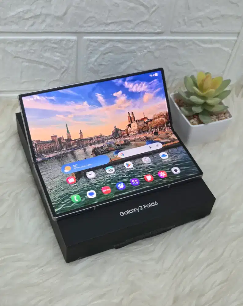 Galaxy Z Fold 6 Titanium 256GB Seadanya