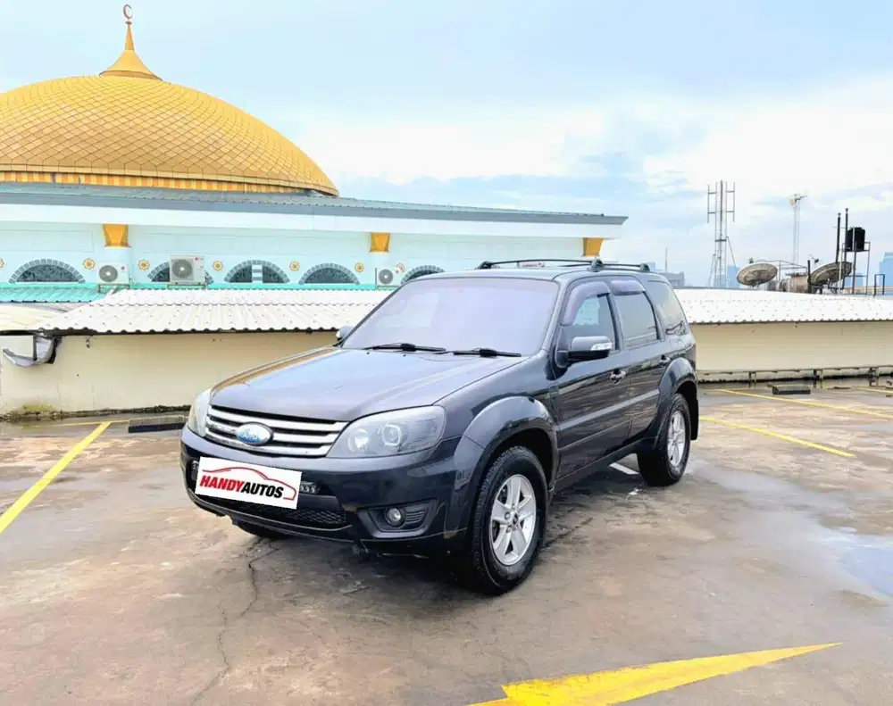Ford Escape XLT Tahun 2010 Automatic Hitam Metalik