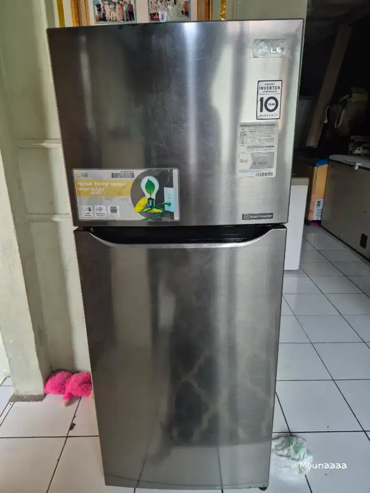 Kulkas 2pintu LG smart Inverter siap beku