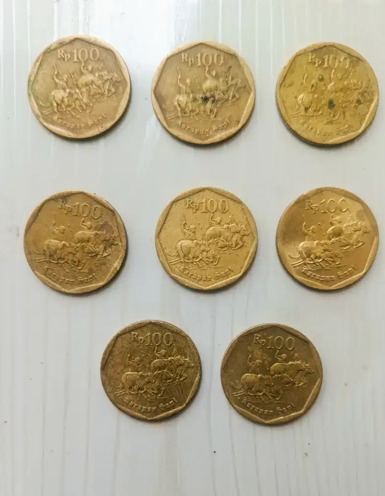 Jual uang 8 pcs kuno rp 100 karapan sapi tahun 1991 sampai 98