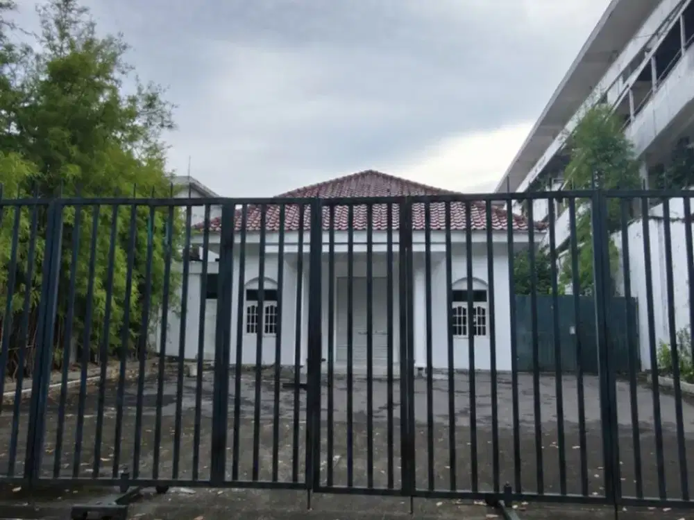 disewakan tempat usaha jalan arjuno surabaya