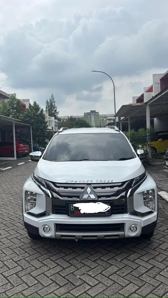 XPANDER CROSS tahun 2021