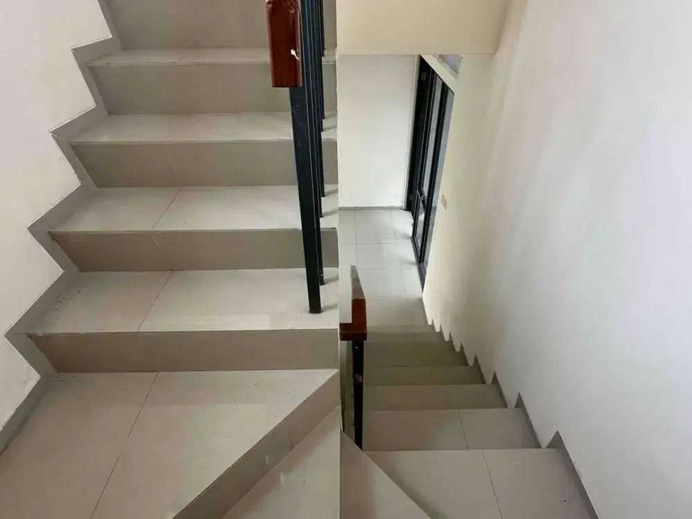 Harga Terjangkau! Rumah Golden Park 2 Cisauk Serpong Suradita _ Posisi Pojok