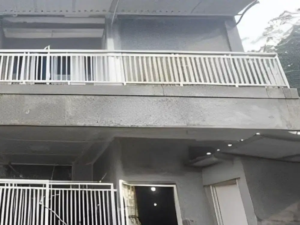 Dijual Dibawah Harga Pasaran Rumah Luas di Galaxy Bekasi