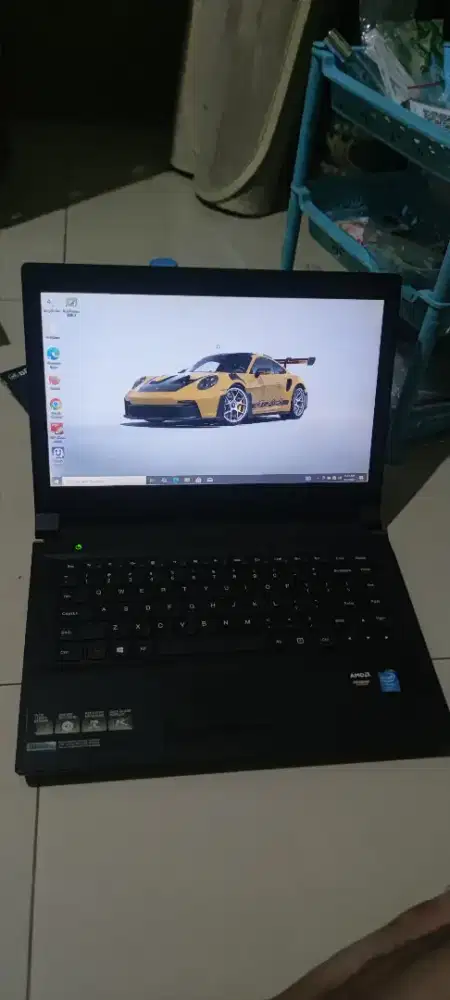 vga amd 2gb baterai baru Lenovo B40-70 tinggal pakai aj