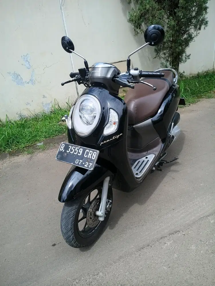 Honda scoopy 2022 prestige