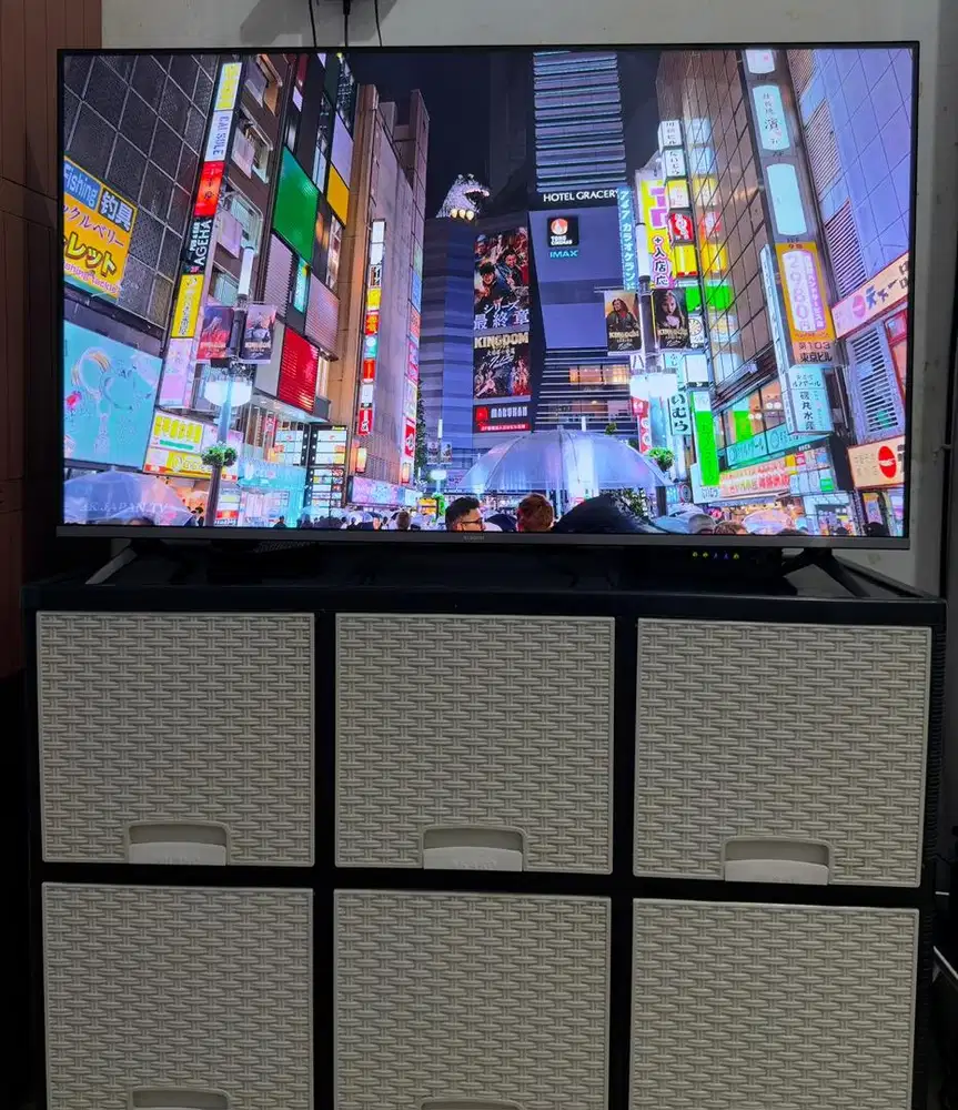 4K UHD Xiomi TV QLED (43 Inch)
