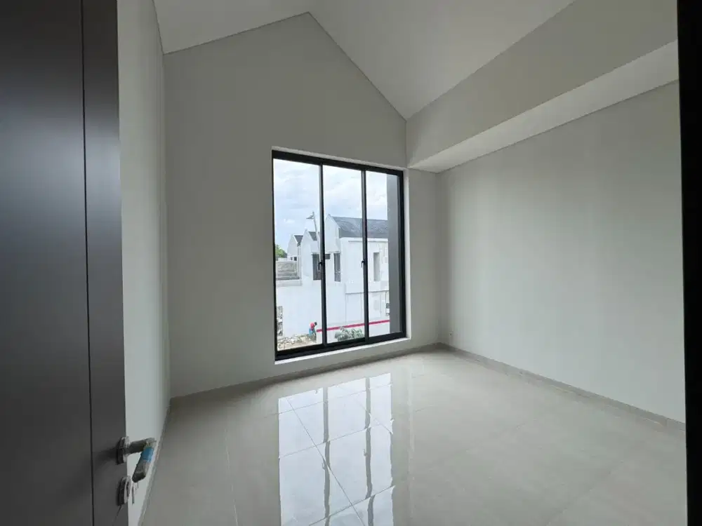 Rumah Baru 2 Lantai Hadap Selatan Semi Furnished di Bintaro Jaya Sektor 7