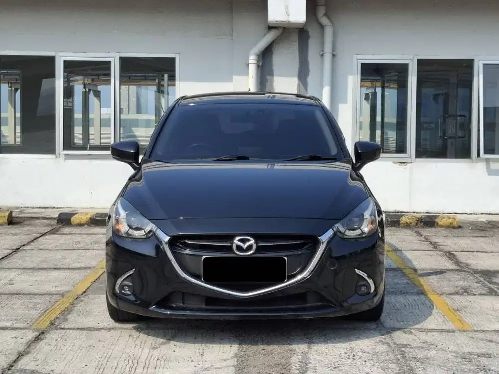 Mazda 2 R Automatic  2017