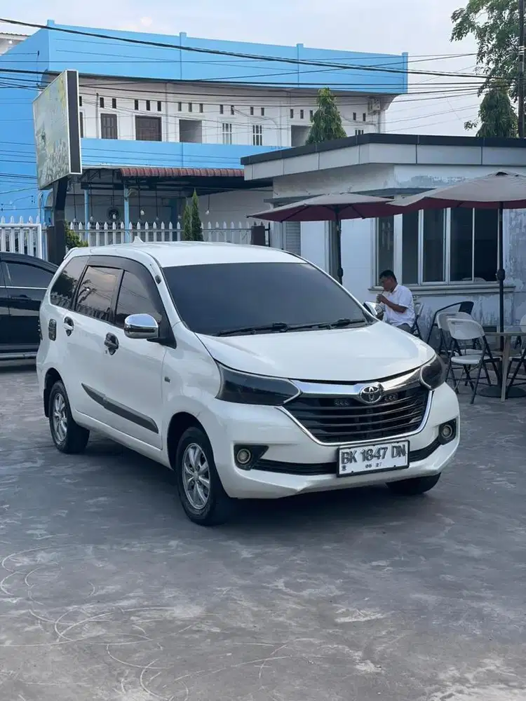 Toyota Avanza G Manual 2017 - pajak plat on - nego tipis