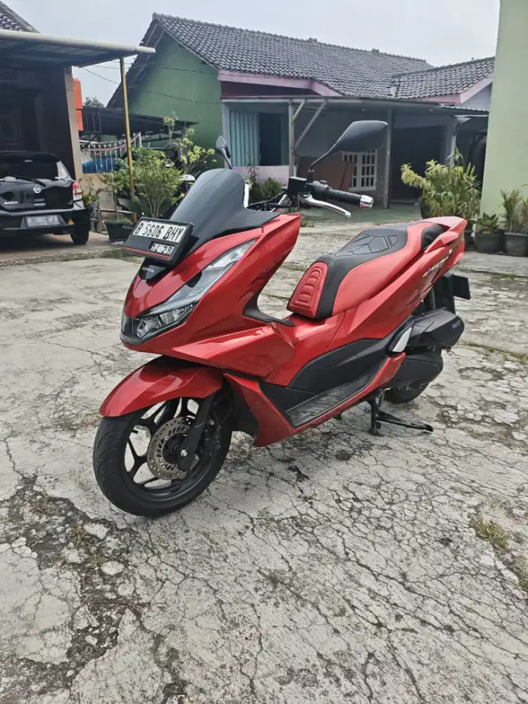 HONDA PCX 2023 MERAH
