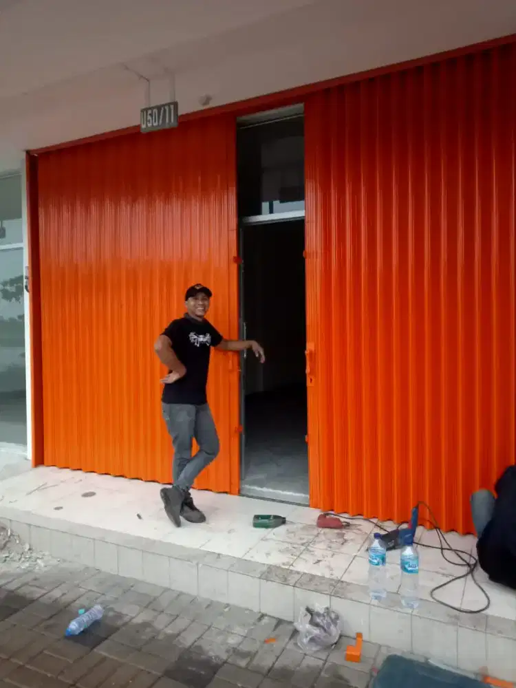 Rolling door dan folding gate reling tangga