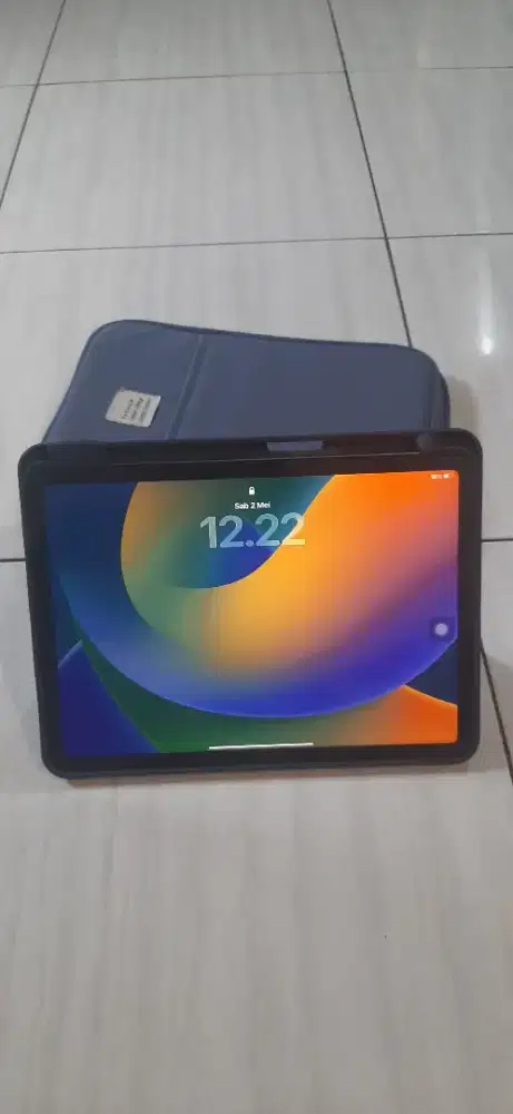 Ipad Air 5 64gb , warna blue