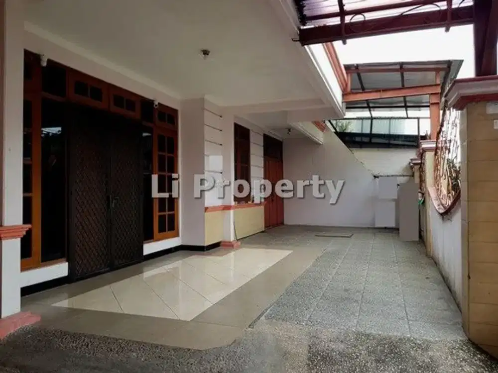Srondol Bumi Indah, dekat kampus UNDIP Tembalang dan gerbang tol Banyumanik, , Semarang