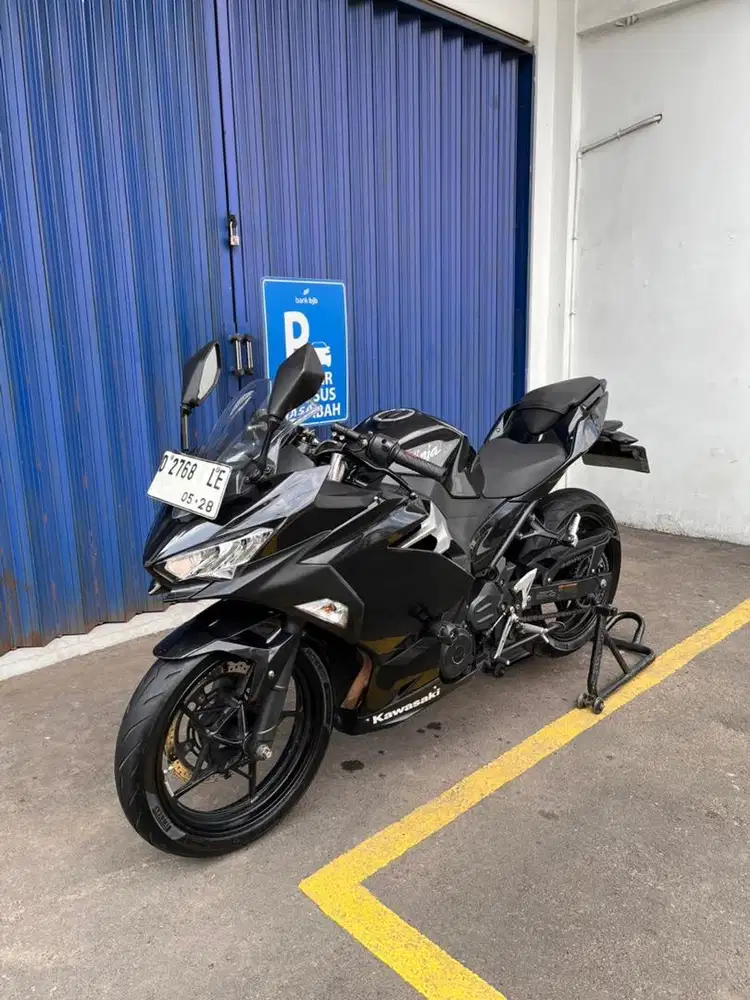 Kawasaki ninja fi new 2018 mulus