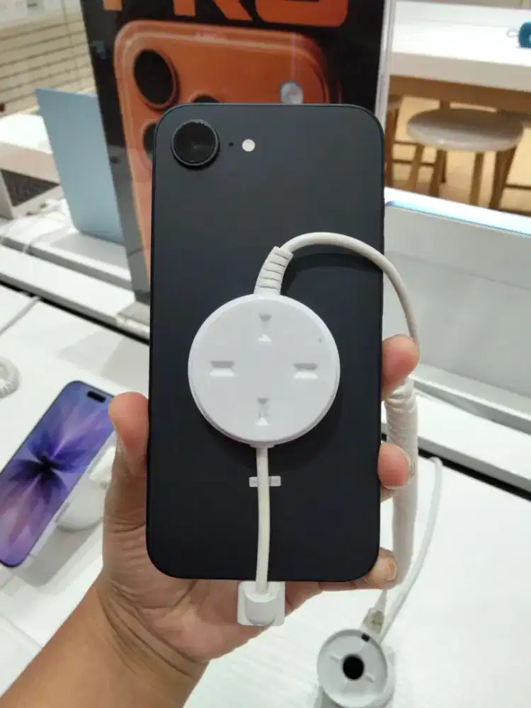 Cicilan iPhone 16e