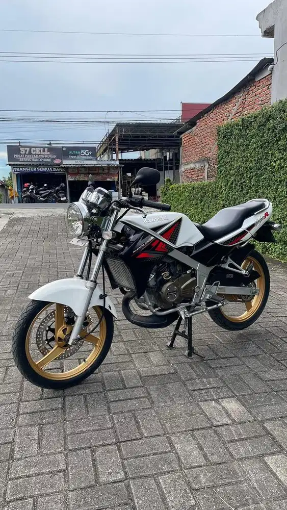 Kawasaki Ninja r 2013