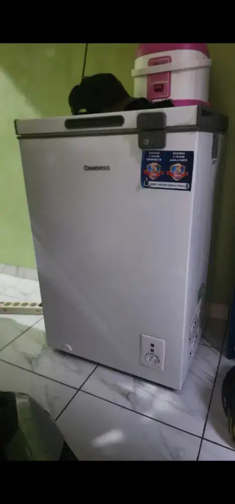 Dijual Frezzer Changhong