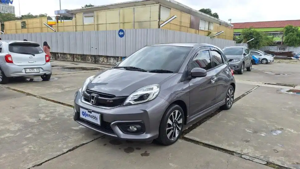 DP MURAH - Honda Brio 1.2 RS Bensin-MT 2017 Abu-Abu