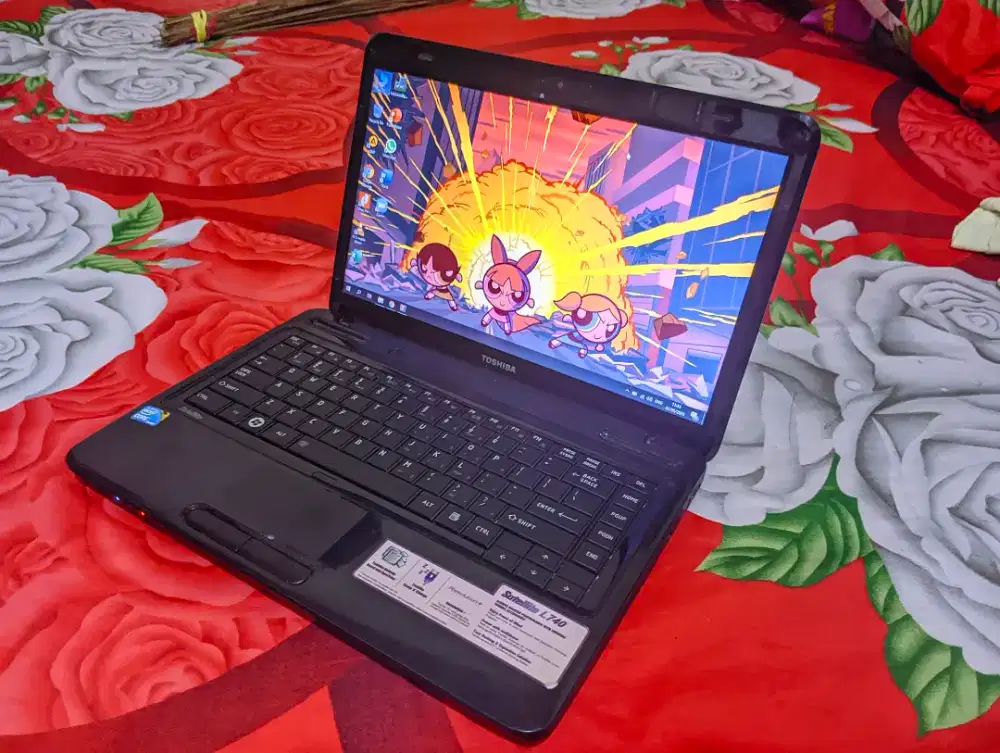 Laptop Toshiba core i3 ram 4gb ngebut