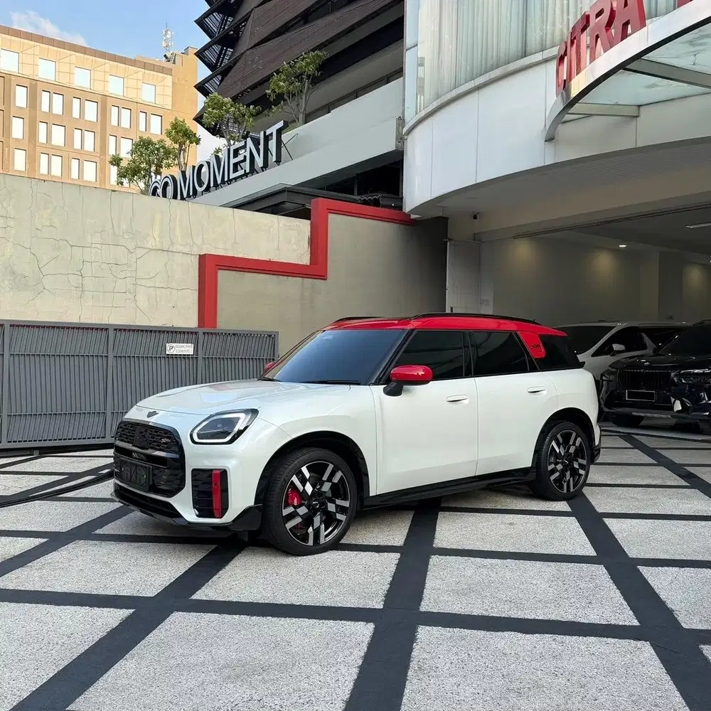 Mini cooper countryman JCW 2025 nik 2024 GLC300 RX300 X3