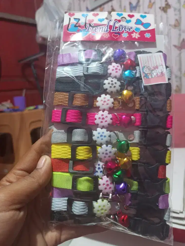 Kalung kucing isi 12