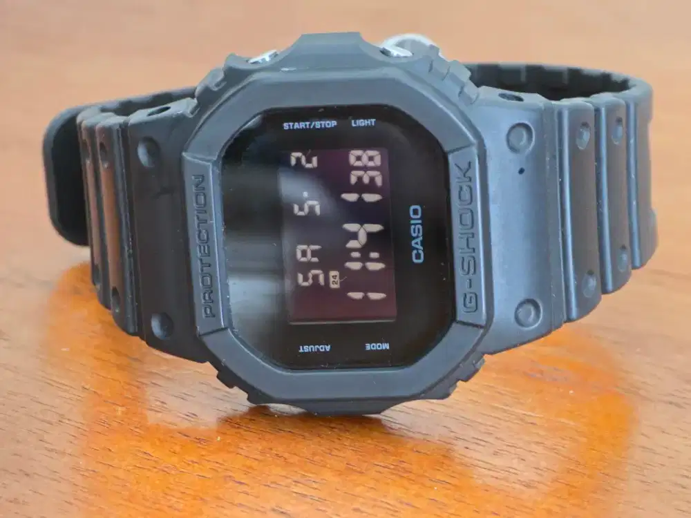 JAM TANGAN G-SHOCK