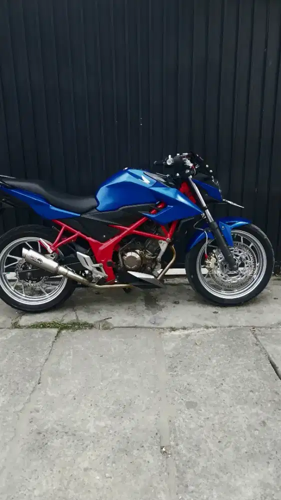 Jual motor cb150r