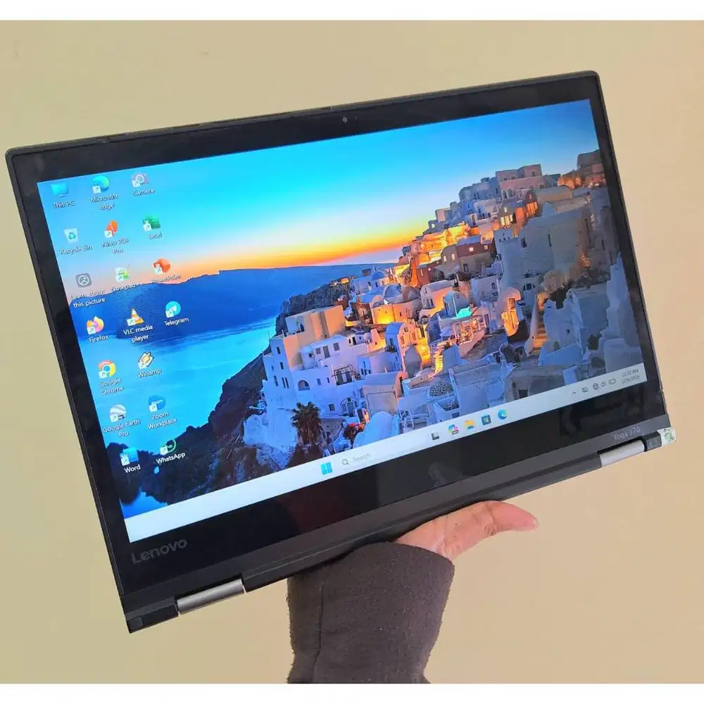 LEPTOP 2 IN 1 YOGA 370 INTEL CORE I5 GEN7 RAM 8GB SSD MULUS *RCC