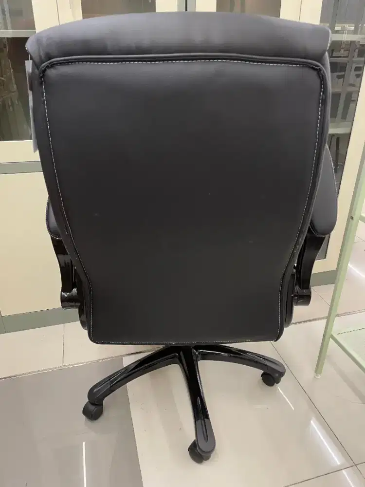 CLEO BLACK OFFICE CHAIR