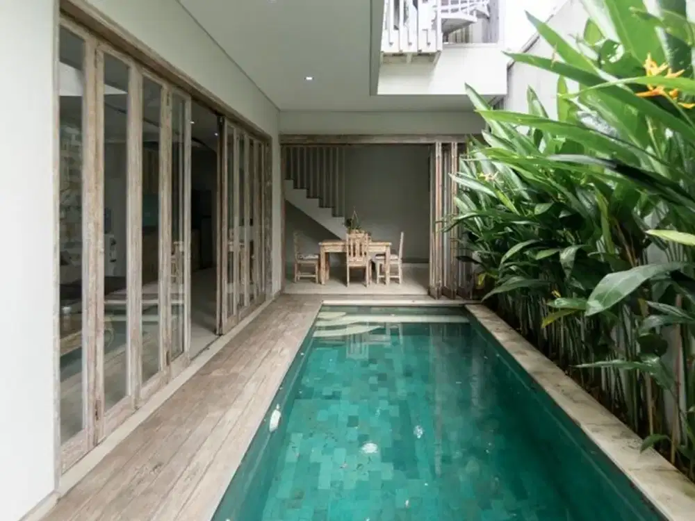 Villa Type Modern Semi Furnished Disewakan, di Kerobokan Area